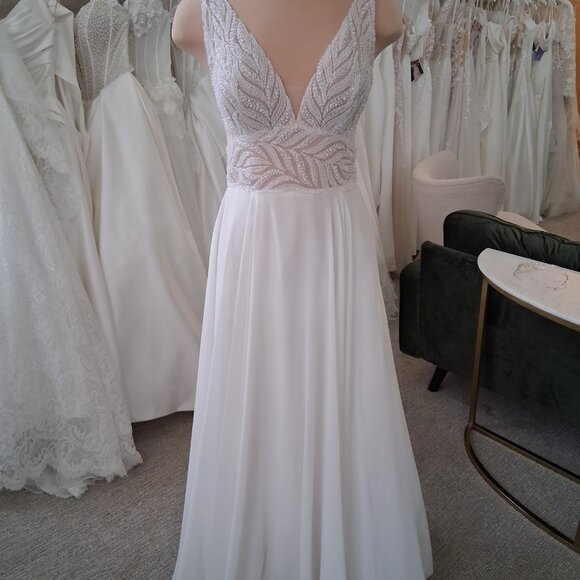 Maurelle by Maggie Sottero - Picture 2 of 5